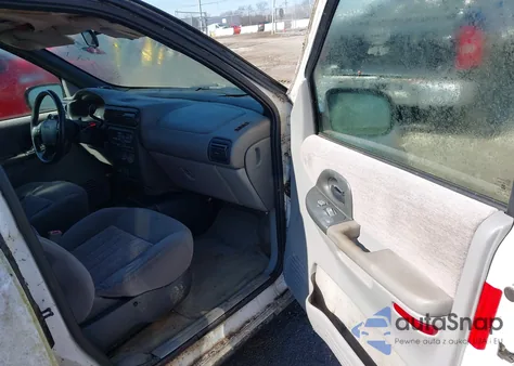 1999 Pontiac Montana z USA, uszkodzony, nr VIN 1GMDX03E0XD250101